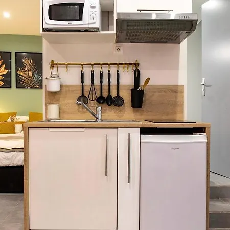 Cosy Au Coeur De L'ecusson - Arenes A 2 Min * Nîmes