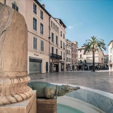 Cosy Au Coeur De L'ecusson - Arenes A 2 Min Daire *