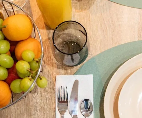 Cosy Au Coeur De L'ecusson - Arenes A 2 Min Apartment *